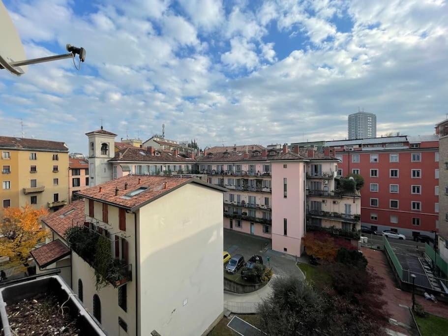 Апартаменты Duomo Walking DistanceModern Flat With Free Wifi Милан Экстерьер фото